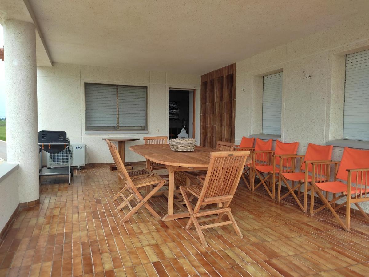 Villa De L'Ebre 델테브레 외부 사진